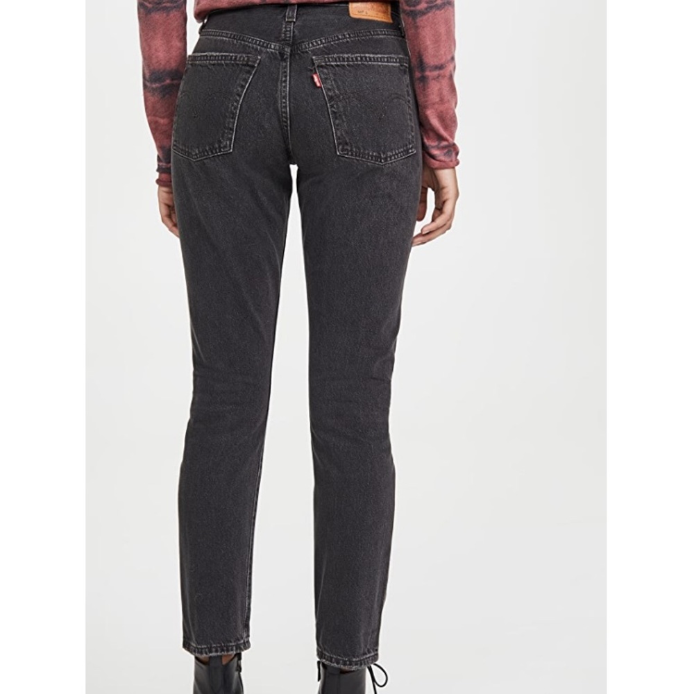 Levi’s Jeans - Picture 9 of 9